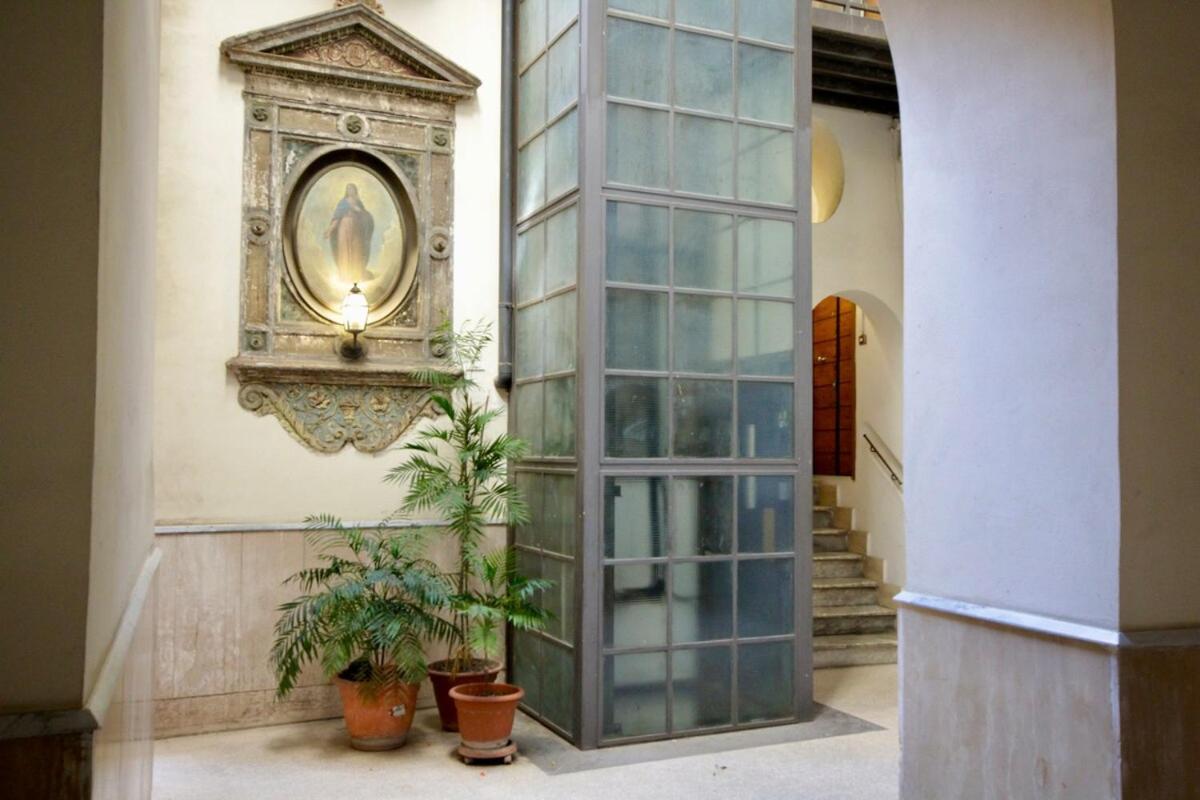 Apartament Hc - In The Heart Of Campo De' Fiori Rzym Zewnętrze zdjęcie